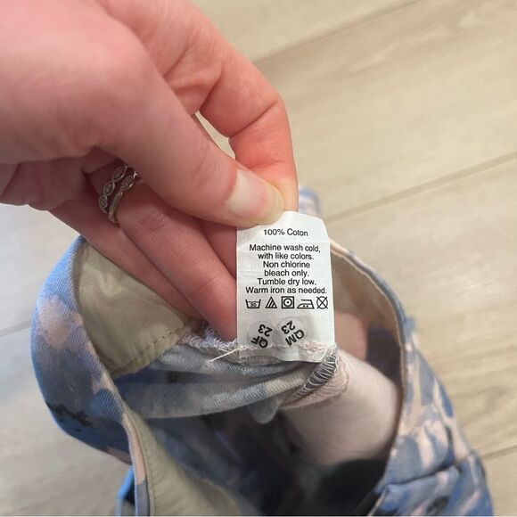 NWT J. Crew 5” Printed Chino Short Blue Pink Watercolor Floral Size 2 - Picture 4 of 6